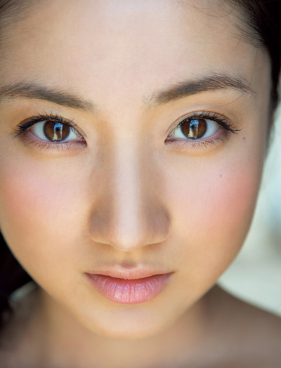 沙綾さん『紗綾写真集』サイン本お渡し会 | 本屋で.com