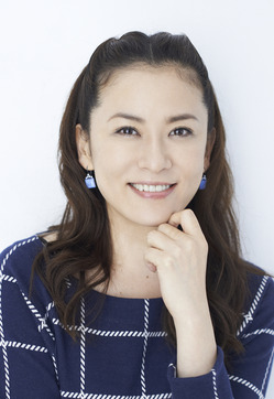 鈴木砂羽写真.jpg