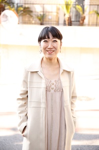 180920著者近影_大宮エリーさん.jpg