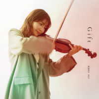 荒井桃子／Ｇｉｆｔ