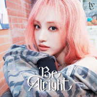 ＩＶＥ／Ｂｅ　Ａｌｒｉｇｈｔ（メンバーソロジャケット盤／ＬＩＺ　ｖｅｒ．）