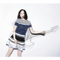 寿美菜子／ｂｌａｃｋ　ｈｏｌｅ