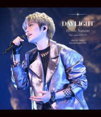 七海ひろき／ＨＩＲＯＫＩ　ＮＡＮＡＭＩ　Ｏｎｅ－ｍａｎ　ＬＩＶＥ７７３“ＤＡＹＬＩＧＨＴ” Ｂｌｕ－ｒａｙ　Ｄｉｓｃ