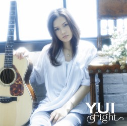 ＹＵＩ／ｆｉｇｈｔ【通常盤】