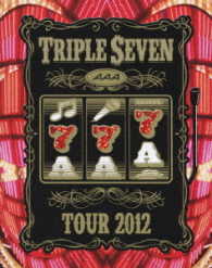 ＡＡＡ／ＡＡＡ　ＴＯＵＲ　２０１２　－７７７－　ＴＲＩＰＬＥ　ＳＥＶＥＮ Ｂｌｕ－ｒａｙ　Ｄｉｓｃ