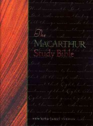 The Macarthur Study Bible : New King James Version