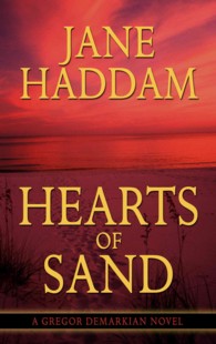 Hearts of Sand (Thorndike Press Large Print Mystery Series) （LRG）