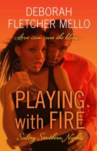 Playing with Fire (Thorndike Press Large Print Black Voices Series) （LRG）