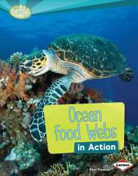 Ocean Food Webs in Action (Searchlight Books)