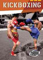 Torque Series : Action Sports: Kickboxing （Library Binding）