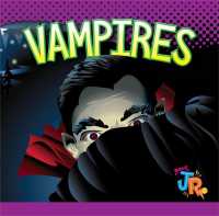 Vampires (A Little Bit Spooky) （Library Binding）