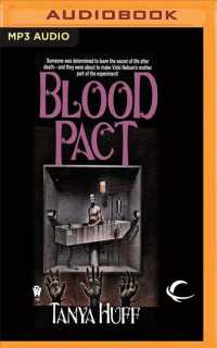 Blood Pact (Blood Books) （MP3 UNA）