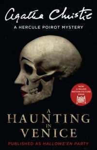 Haunting in Venice -- Paperback (English Language Edition)