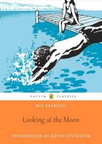 Looking at the Moon : Puffin Classics Edition (The Guests of War)