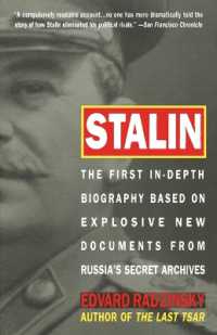 Stalin : The First In-depth Biography Based on Explosive New Documents from Russia's Secret Archives