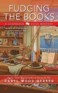 Fudging the Books (A Cookbook Nook Mystery)