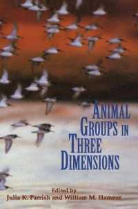 Animal Groups in Three Dimensions : How Species Aggregate
