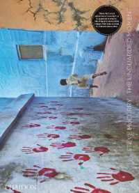 The Unguarded Moment : Thirty Years of Photographs