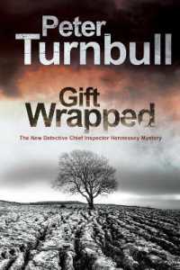 Gift Wrapped (A Hennessey & Yellich mystery) （Large Print）