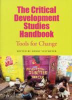 批判的開発研究ハンドブック<br>Critical Development Studies Handbook : Tools for Change -- Paperback / softback