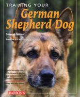 Training Your German Shepherd Dog (Training Your Dog Series) （2 Revised）