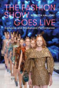 The Fashion Show Goes Live : Exclusive and Mediatized Performance