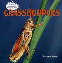 Grasshoppers (Under the Microscope: Backyard Bugs) （Library Binding）