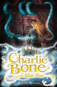 『空色のへびのひみつ(チャ－リ－・ボ－ンの冒険３)』（原書）<br>Charlie Bone and the Blue Boa (Charlie Bone) -- Paperback