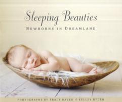 Sleeping Beauties : Newborns in Dreamland