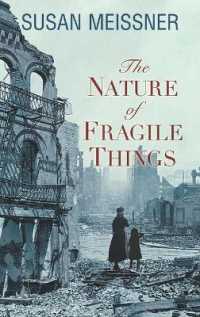 The Nature of Fragile Things （Large Print Library Binding）