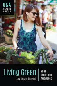Living Green : Your Questions Answered (Q&a Health Guides)