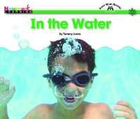 In the Water Shared Reading Book (Lap Book) (Sight Word Readers)