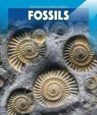 Fossils (Spotlight on Earth Science) （Library Binding）