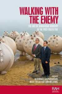 Walking with the Enemy : The Art of Subversive Mimicry in the Post-Truth Era (Rethinking Art's Histories)