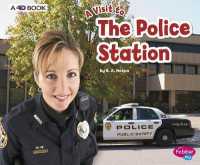 The Police Station: a 4D Book (A Visit to...)