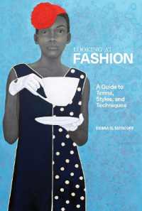 A Looking at Fashion : A Guide to Terms, Styles, and Techniques (Looking at)