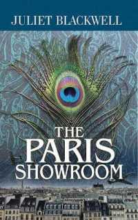 The Paris Showroom （Large Print Library Binding）