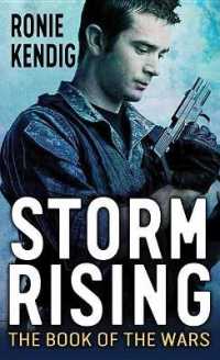 Storm Rising : The Book of Wars （Large Print Library Binding）