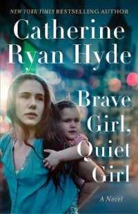 Brave Girl, Quiet Girl （Large Print Library Binding）
