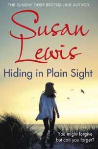 Hiding in Plain Sight (The Detective Andee Lawrence Series)