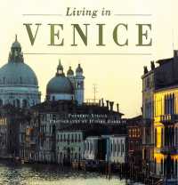 LIVING IN VENICE
