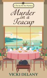 Murder in a Teacup (A Tea by the Sea Mystery) （Large Print）