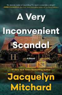A Very Inconvenient Scandal （Large Print Library Binding）