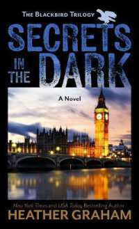 Secrets in the Dark (Blackbird Trilogy) （Large Print Library Binding）