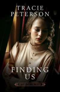 Finding Us (Pictures of the Heart) （Large Print Library Binding）