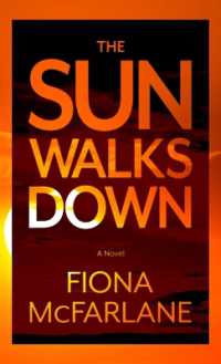 The Sun Walks Down （Large Print Library Binding）