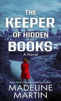 The Keeper of Hidden Books （Large Print Library Binding）