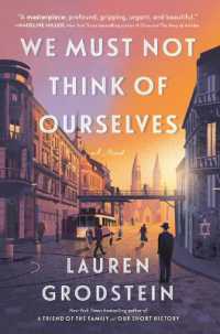 We Must Not Think of Ourselves （Large Print Library Binding）