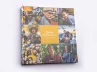 Costa Ricans : Pura Gente - Pura Vida