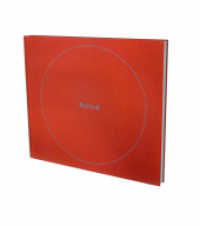 Erik Schmidt: Retreat （2022. 168 S. 120 Farbfotos. 260 x 295 mm）
